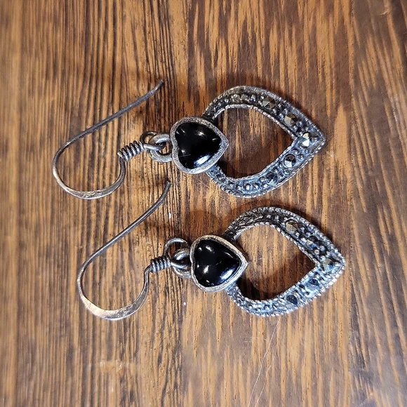 Unbranded Jewelry - Vintage Vtg Marcasite Black Onyx Sterling Silver Heart Shaped Dangle Earrings